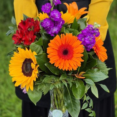 1. posy in a vase up close again