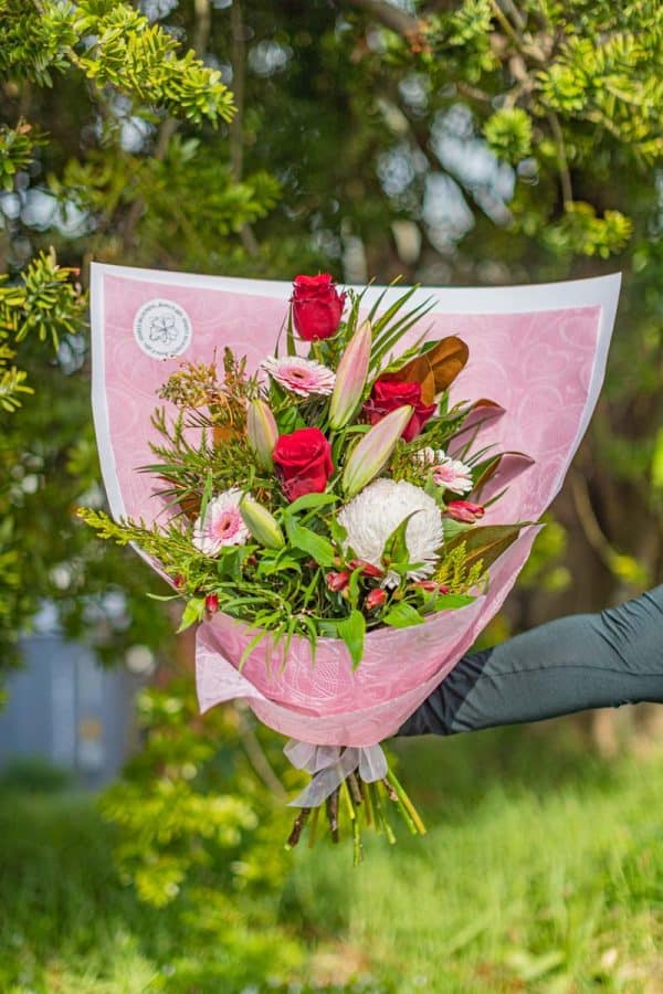 Pink & Red Romantic Bouquet of Flowers