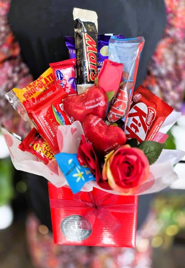 Valentine's Day Posy of Chocolates! - Image 2